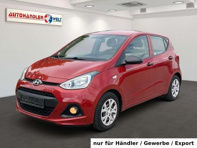 Rot Gebraucht 2015 Hyundai i10 Classic Kleinwagen | 3.299 € (Guter Preis) - Bild 1/3