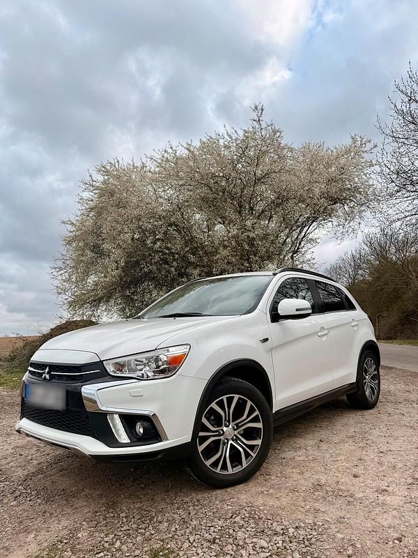 Gebraucht Mitsubishi ASX 117 PS (86 kW) 2018 Weiß SUV