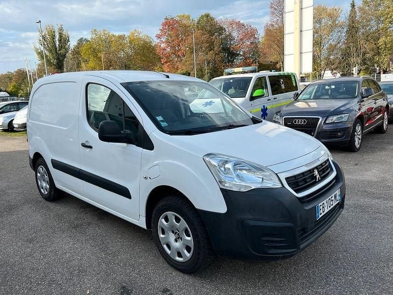 Gebraucht Peugeot Partner 35 kW (48 PS) 2016 Weiß Van / Kleinbus