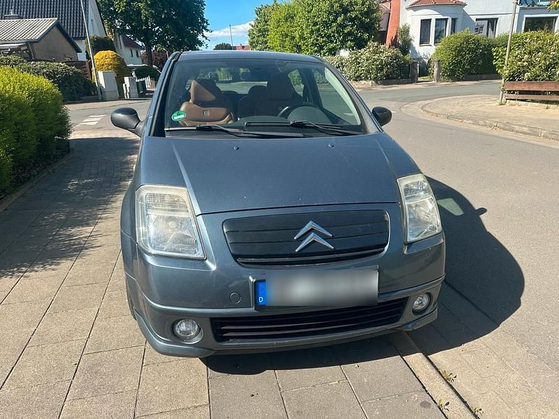 Blau Gebraucht 2007 Citroën C2 Kleinwagen | 1.550 € (Fairer Preis) - Bild 1/4