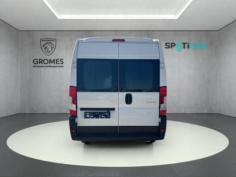 Gebraucht Peugeot Boxer 165 PS (121 kW) 2021 Weiss banquise Van