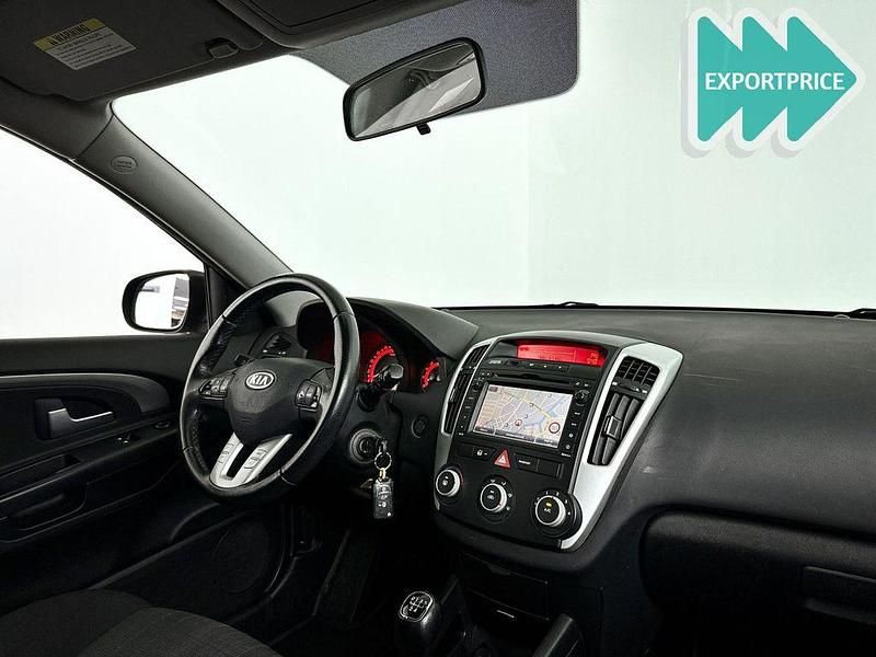 Gebraucht Kia Ceed 90 PS (66 kW) 2010 Grau Kleinwagen