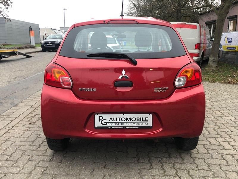 Gebraucht Mitsubishi Space Star Classic Collection 71 PS (52 kW) 2015 Rot Kleinwagen