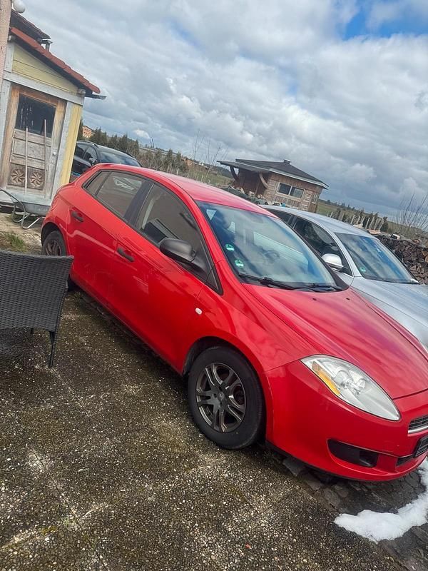 Gebraucht Fiat Bravo 90 PS (66 kW) 2008 Rot Kleinwagen