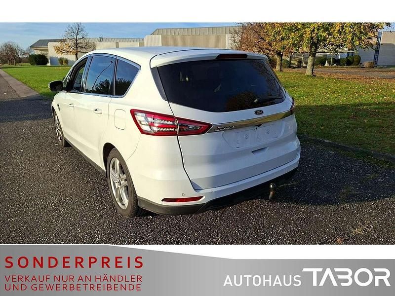 Gebraucht Ford S-MAX Titanium 150 PS (110 kW) 2019 Frozen white Van / Kleinbus
