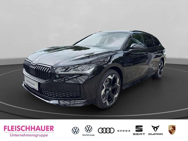 Schwarz Neu 2025 Skoda Superb SportLine Kombi | 49.970 € (Fairer Preis) - Bild 1/4