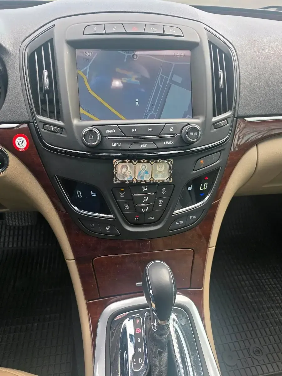 Gebraucht Opel Insignia 163 PS (119 kW) 2014 Braun Limousine