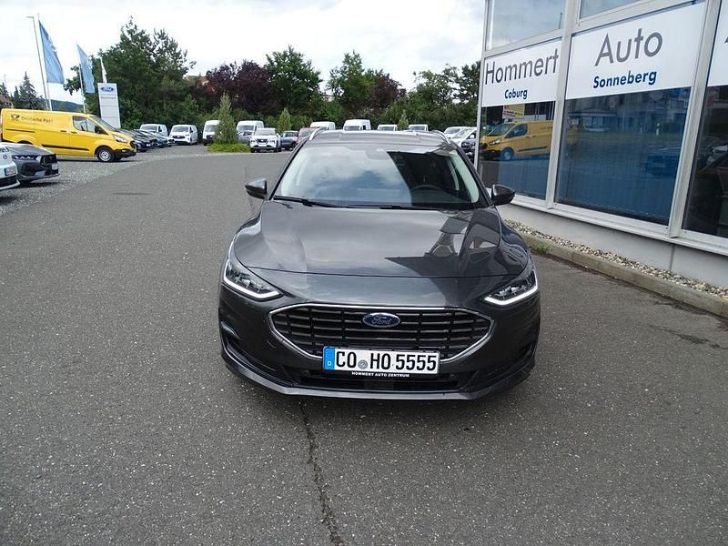 Gebraucht Ford Focus Titanium 125 PS (91 kW) 2025 Magnetic metallic Kombi