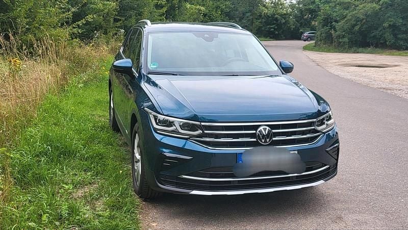 Używany VW Tiguan Elegance 150 KM (110 kW) 2022 Andere farben SUV