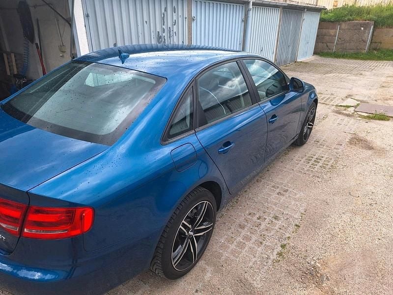 Gebraucht Audi A4 160 PS (117 kW) 2008 Blau Limousine