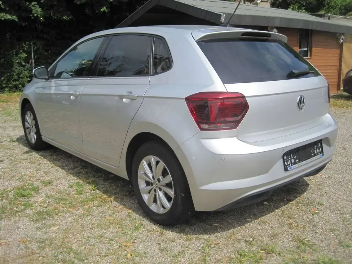 Gebraucht VW Polo Highline 95 PS (69 kW) 2018 Reflexsilber metallic Kleinwagen