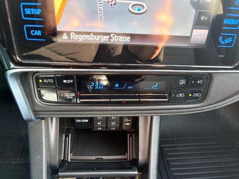 Gebraucht Toyota Auris 116 PS (85 kW) 2017 Grau Kombi