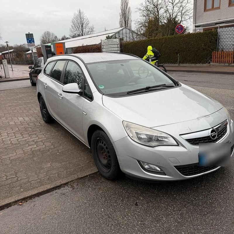 Gebraucht Opel Astra 165 PS (121 kW) 2012 Grau Kombi