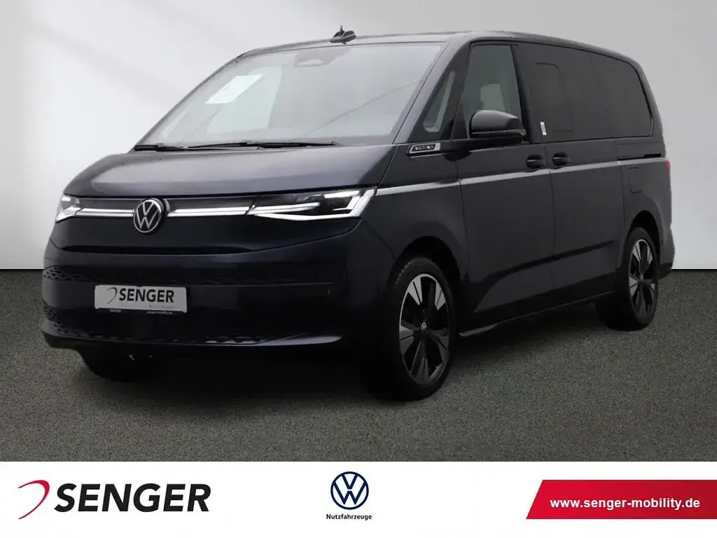 Gebraucht VW Multivan Style 150 PS (110 kW) 2026 Blau Van / Kleinbus