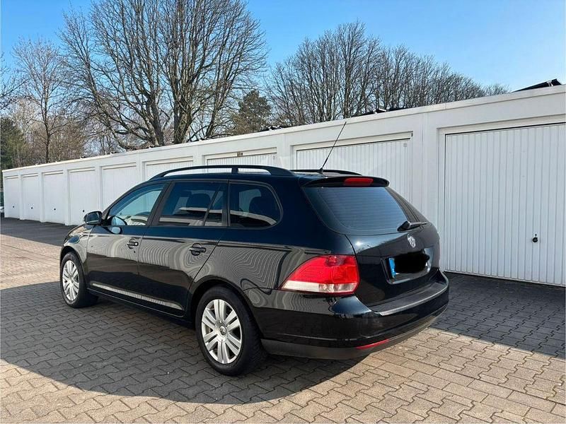 Gebraucht VW Golf VI Trendline 80 PS (58 kW) 2008 Kleinwagen