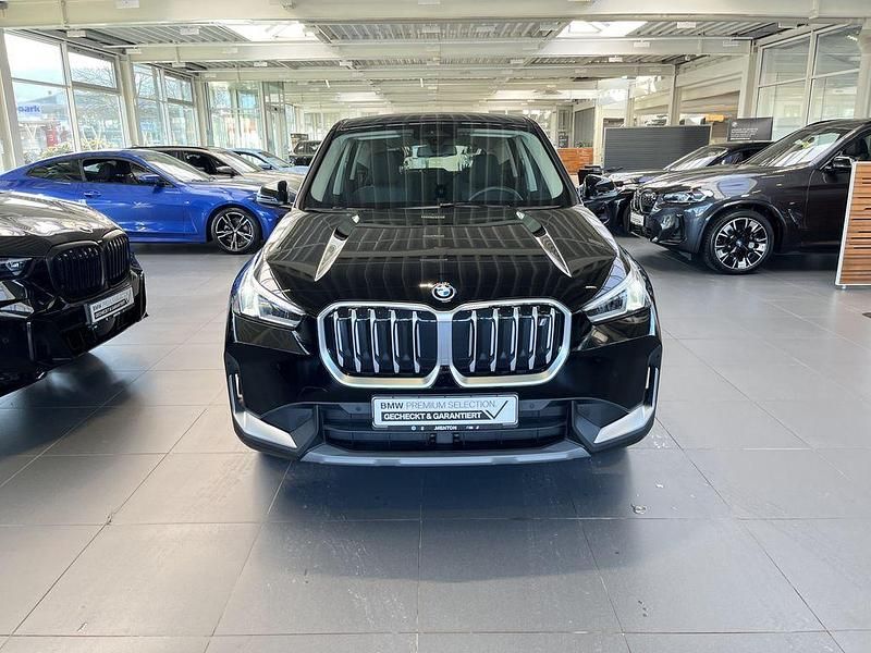 Gebraucht BMW iX1 Performance 230 kW (313 PS) 2023 Schwarz SUV