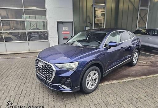 Gebraucht Audi Q3 Sportback Basis 150 PS (110 kW) 2024 Blau SUV