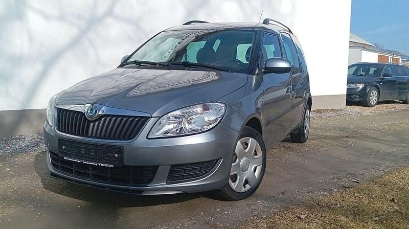 Gebraucht Skoda Roomster Style 86 PS (63 kW) 2010 Grau Van / Kleinbus
