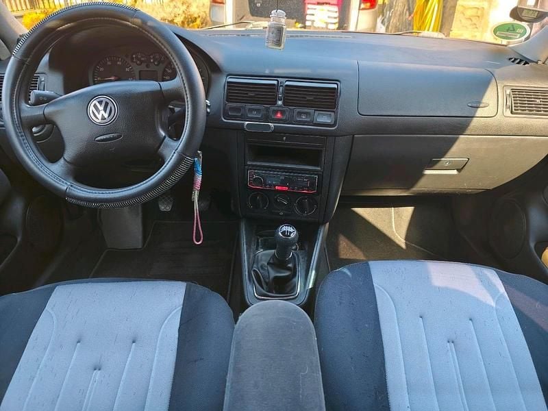 Gebraucht VW Golf IV 75 PS (55 kW) 2000 Andere farben Limousine