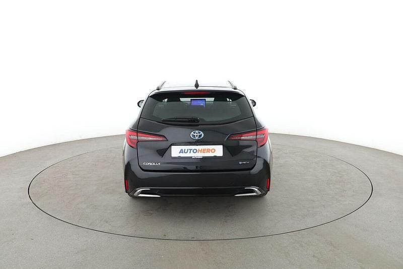 Gebraucht Toyota Corolla Business Edition 196 PS (144 kW) 2024 Schwarz Kombi