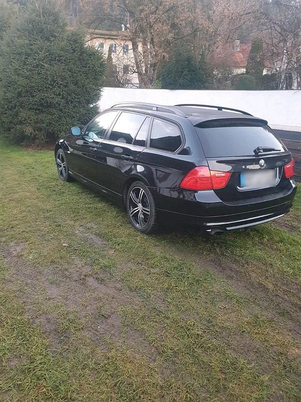 Brugt BMW 318 140 HK (102 kW) 2009 Sort Stationcar