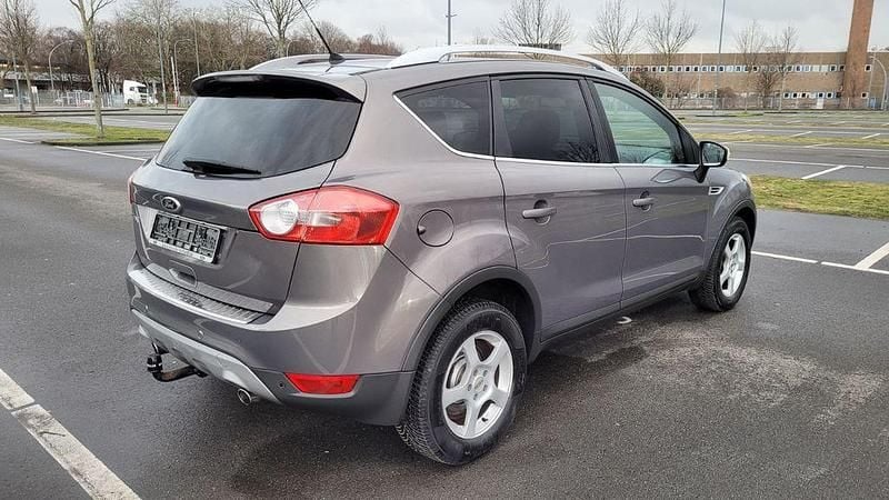 Gebraucht Ford Kuga Titanium 163 PS (119 kW) 2012 Grau SUV