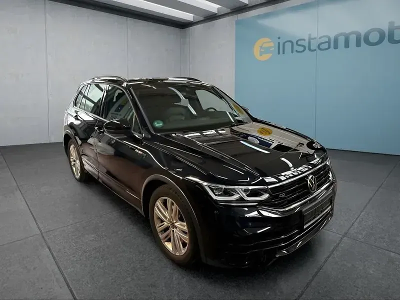 Gebraucht VW Tiguan R 320 PS (235 kW) 2022 Schwarz SUV