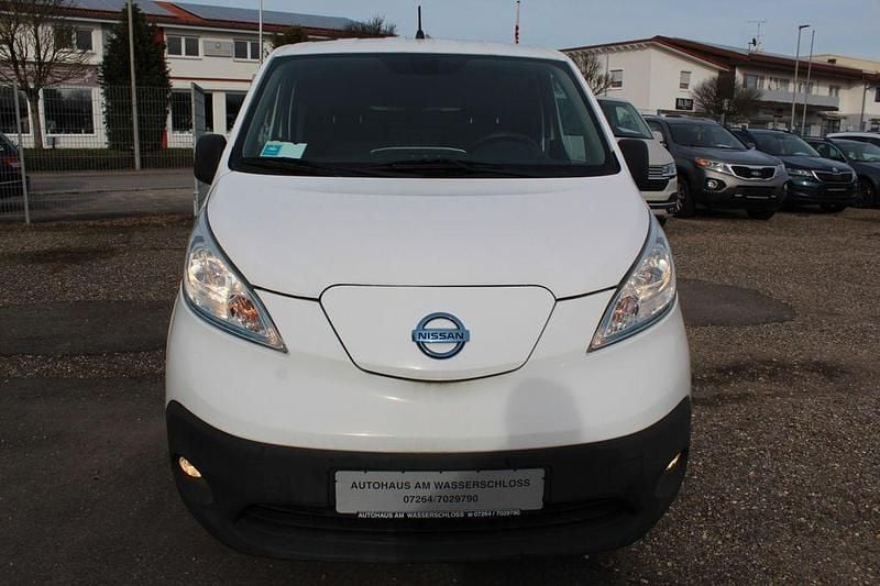 Gebraucht Nissan e-NV200 Tekna 80 kW (109 PS) 2014 Weiß Van / Kleinbus