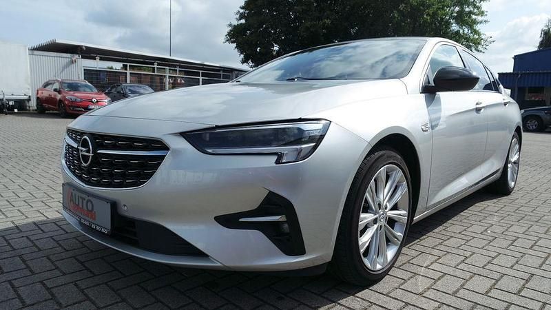 Silber Gebraucht 2021 Opel Insignia Business Elegance Limousine | 13.990 € (Guter Preis) - Bild 1/4