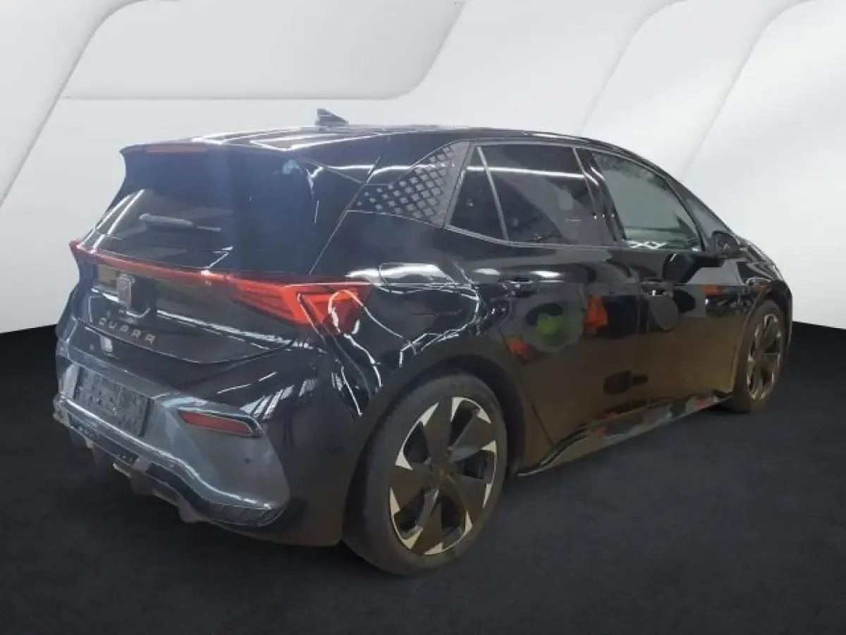 Second-hand Cupra Born 169 kW (231 CP) 2025 Hatchback