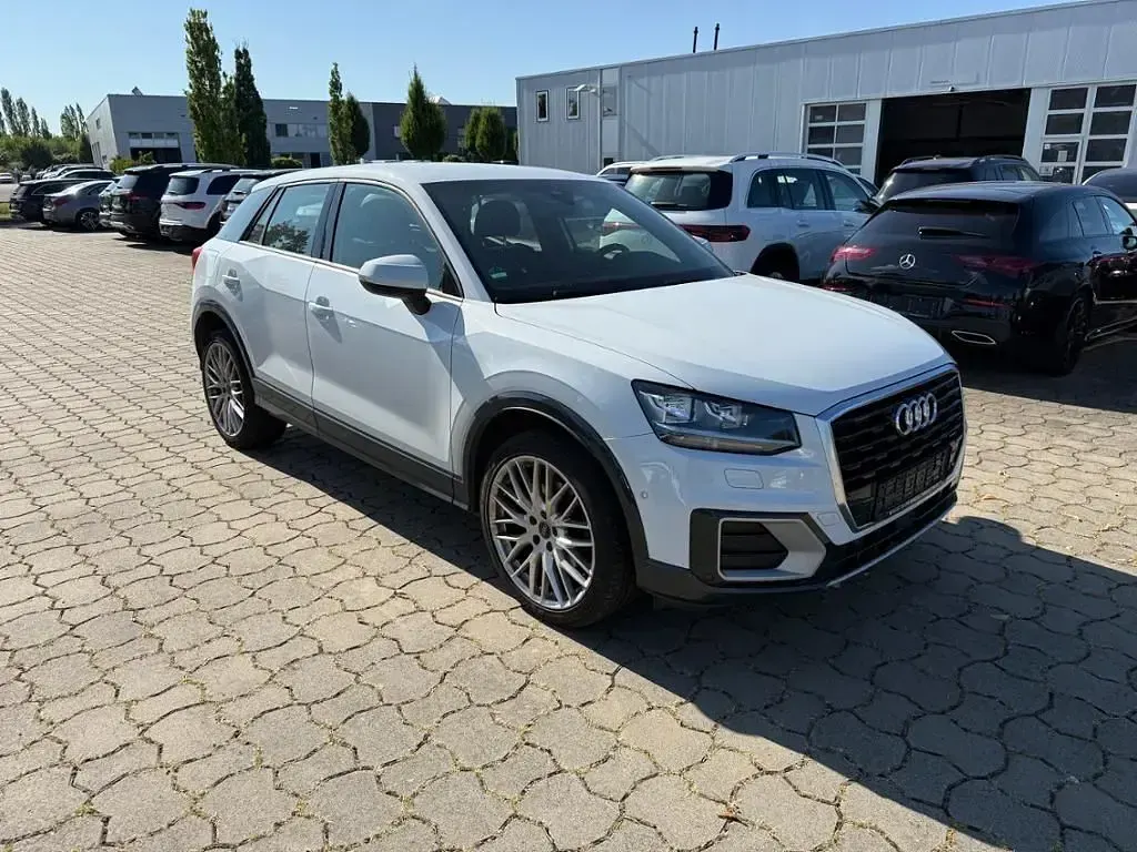Gebraucht Audi Q2 Design 190 PS (139 kW) 2016 Weiß SUV