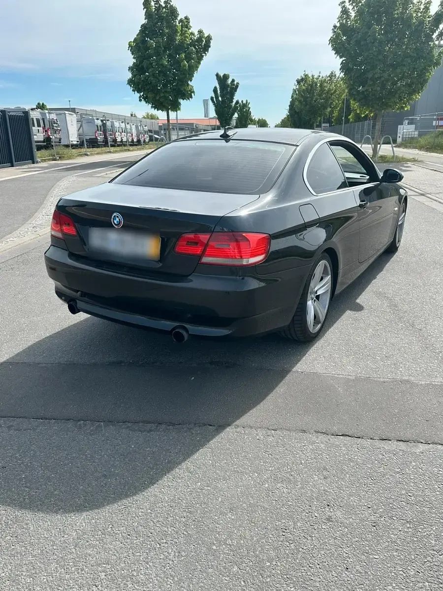Gebraucht BMW 335 306 PS (225 kW) 2008 Schwarz Coupé