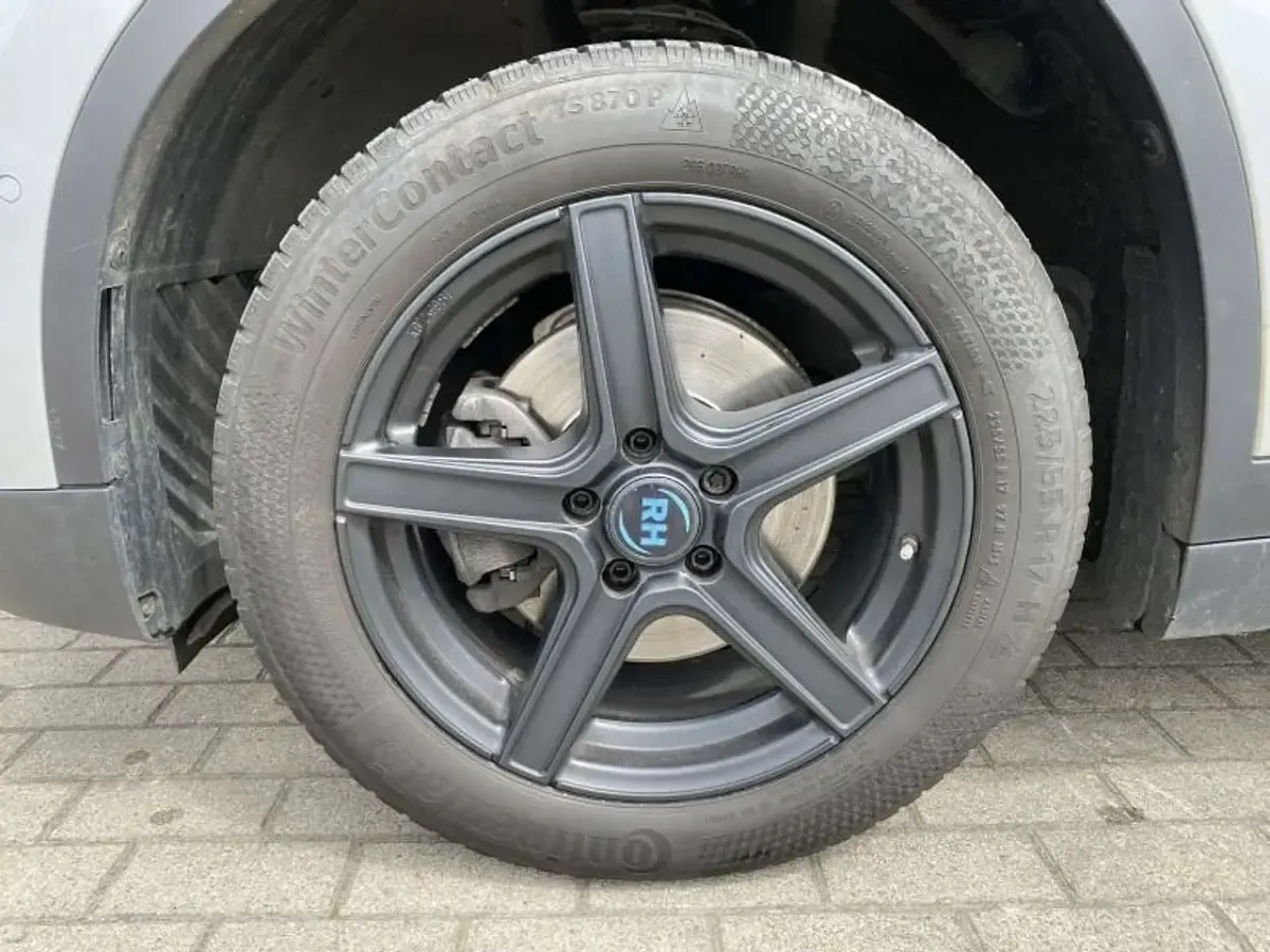 Gebraucht BMW X1 150 PS (110 kW) 2020 Glaciersilber metallic SUV