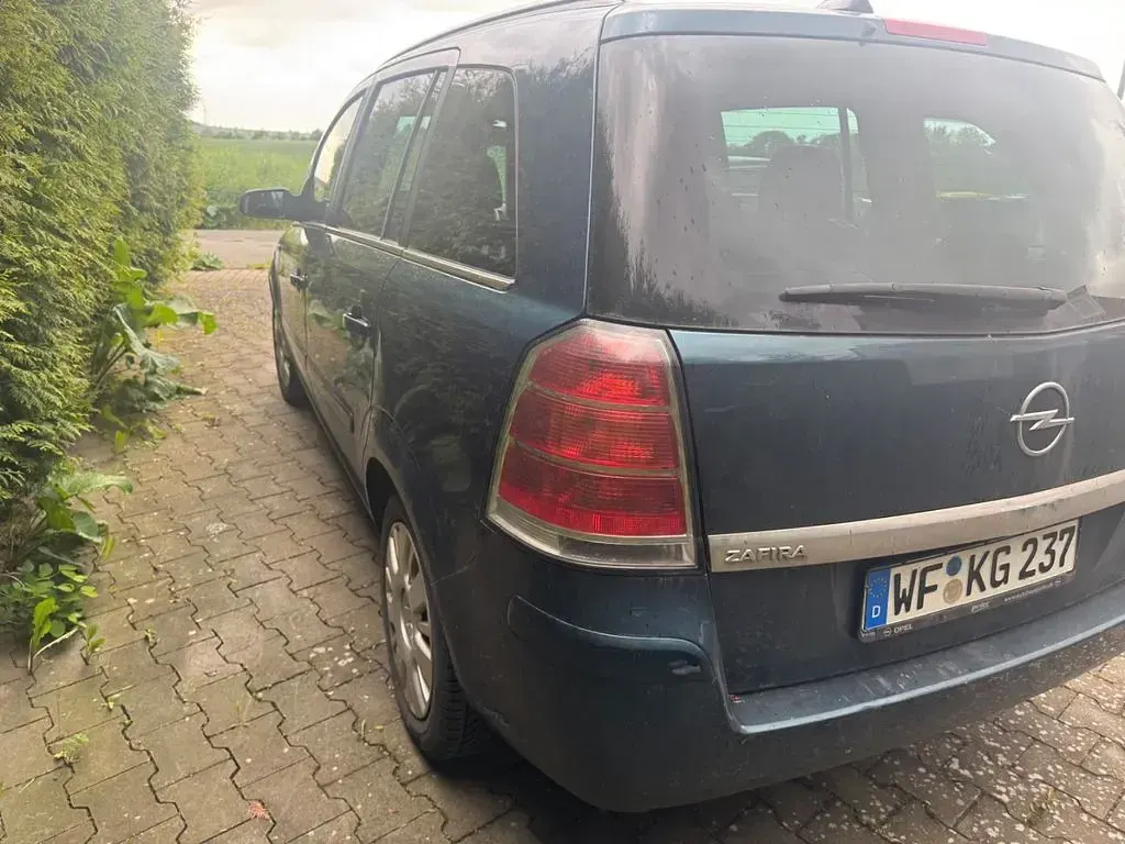 Gebraucht Opel Zafira 150 PS (110 kW) 2007 Grün Van / Kleinbus