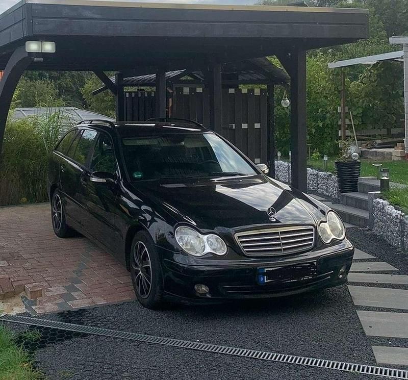 Schwarz Gebraucht 2005 Mercedes C200 Kombi | 1.500 € (Guter Preis) - Bild 1/4