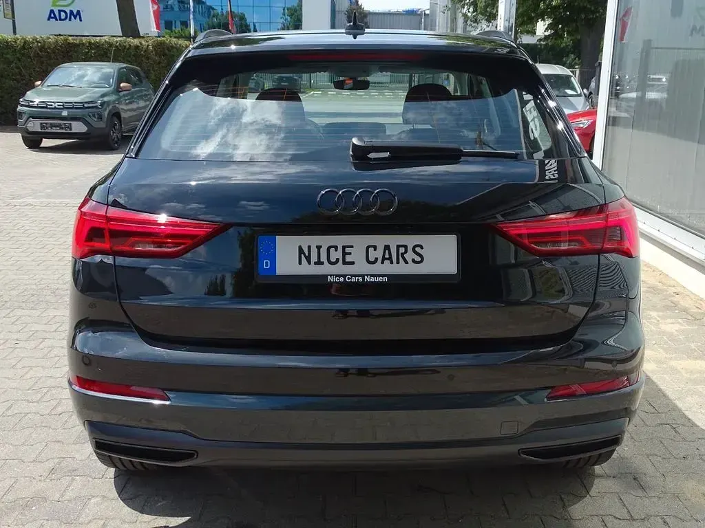 Gebraucht Audi Q3 Advanced Plus 150 PS (110 kW) 2024 Schwarz SUV