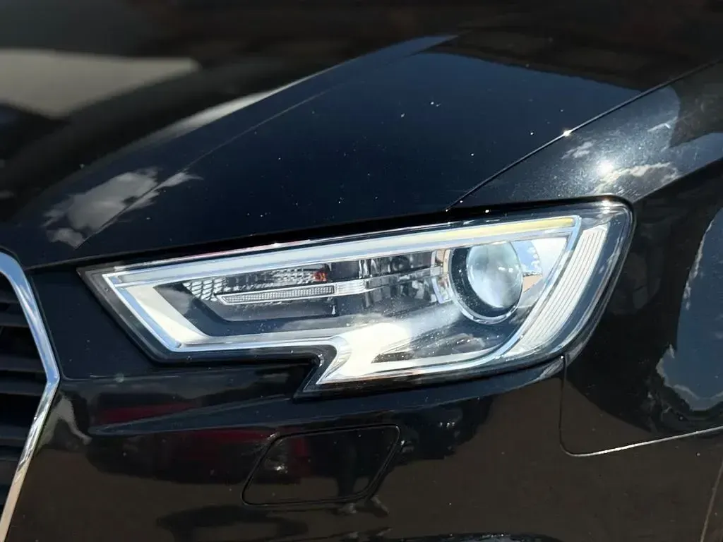 Gebraucht Audi A3 Sport 150 PS (110 kW) 2017 Schwarz Limousine