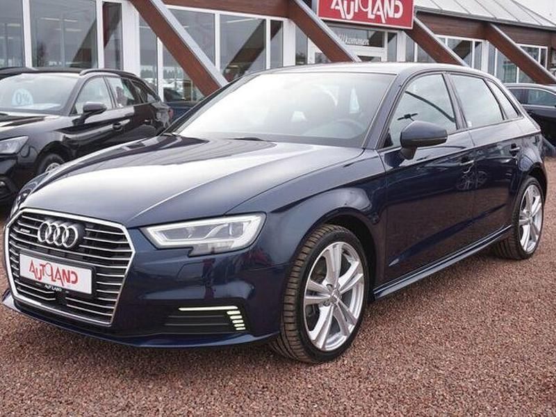 Gebraucht Audi A3 Ambiente 204 PS (150 kW) 2020 Andere Limousine