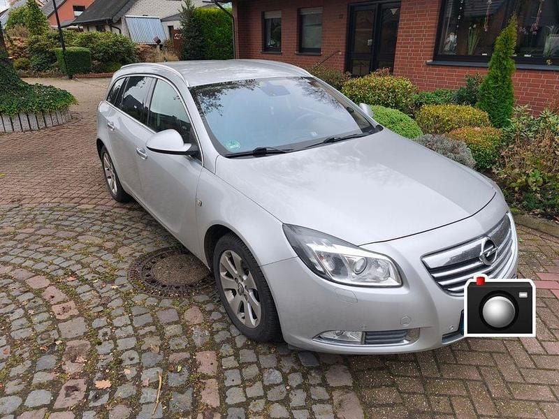 Gebraucht Opel Insignia Edition 220 PS (161 kW) 2013 Silber Kombi