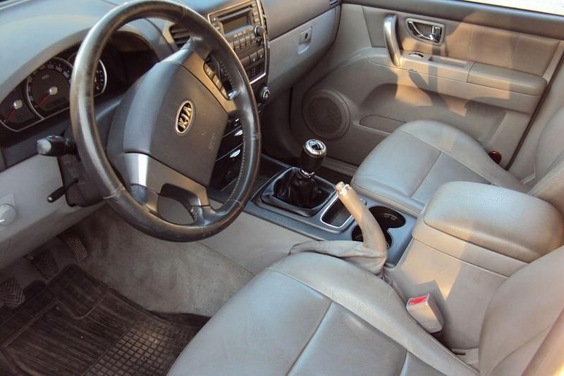 Gebraucht Kia Sorento 170 PS (125 kW) 2009 Silber SUV