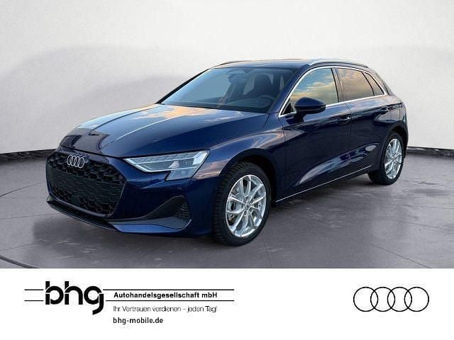 Blau Gebraucht 2025 Audi A3 Sport Limousine | 28.990 € - Bild 1/4