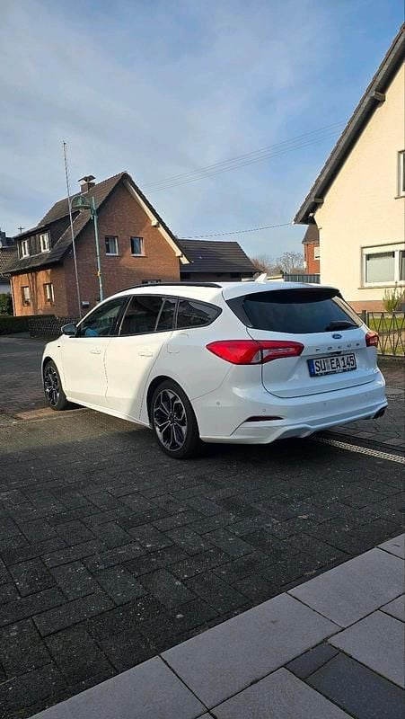 Usata Ford Focus ST-Line 150 CV (110 kW) 2020 Bianco Station wagon