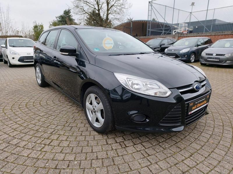 Usata Ford Focus 125 CV (91 kW) 2014 Nero Station wagon