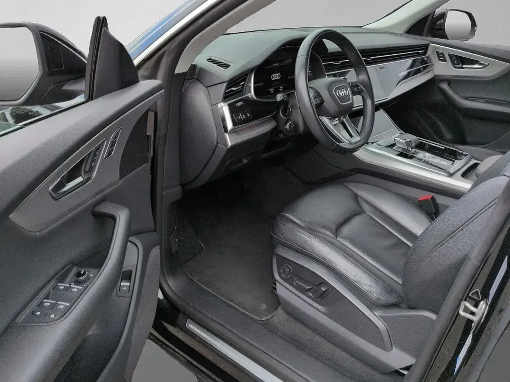 Usata Audi Q8 Ambiente 286 CV (210 kW) 2022 Nero SUV