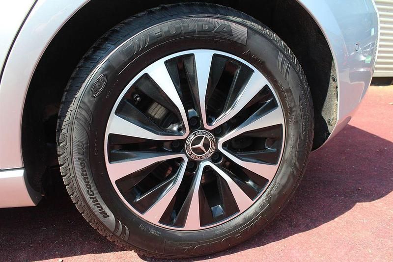 Gebraucht Mercedes A200 Style 163 PS (119 kW) 2020 Silber Limousine