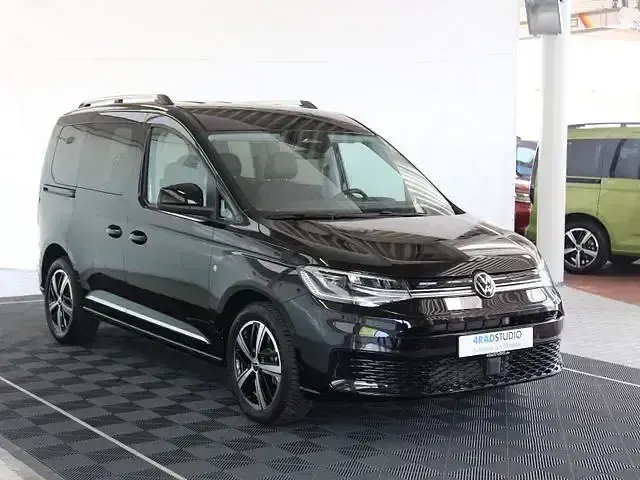 Gebraucht VW Caddy Style 150 PS (110 kW) 2025 Schwarz Van / Kleinbus
