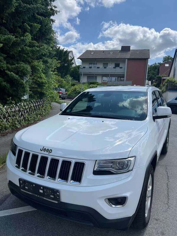 Bright white clear coat Gebraucht 2013 Jeep Grand Cherokee SUV | 11.980 € (Superpreis) - Bild 1/4
