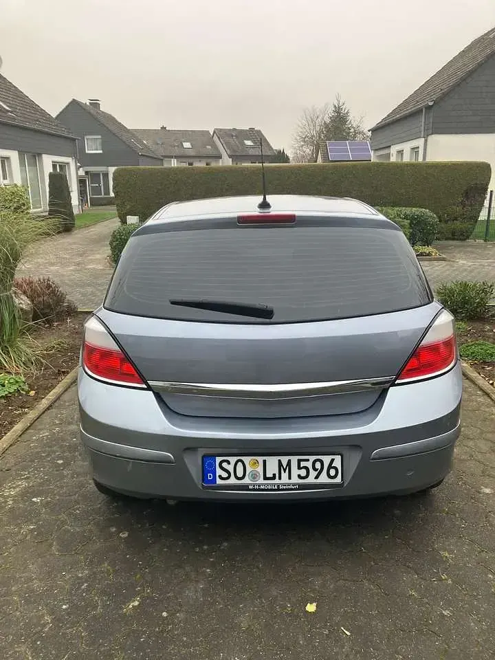 Gebraucht Opel Astra 125 PS (91 kW) 2004 Limousine