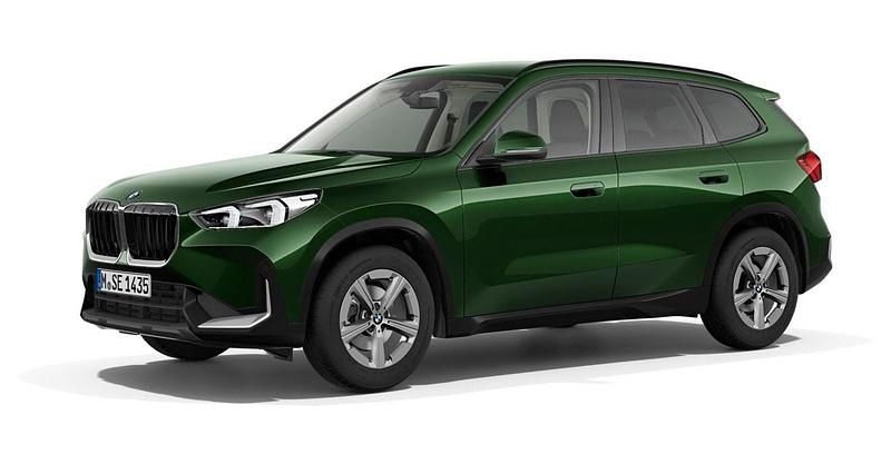 Grün Gebraucht 2025 BMW X1 Shadowline SUV | 39.418 € (Superpreis) - Bild 1/4