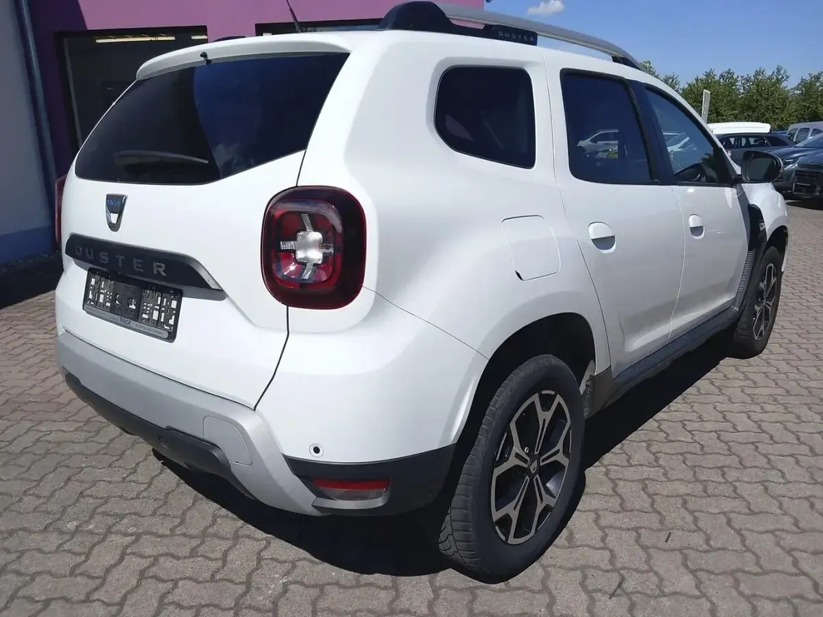 Gebraucht Dacia Duster Prestige 131 PS (96 kW) 2019 Gletscherweiß SUV